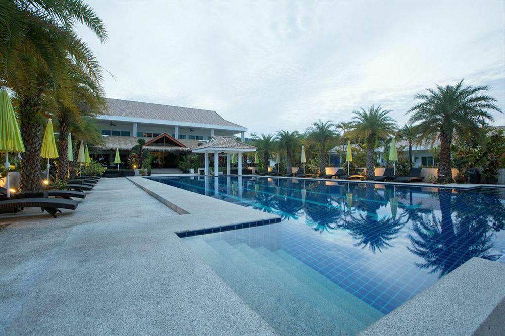 Mango Beach Resort Trat Buitenkant foto