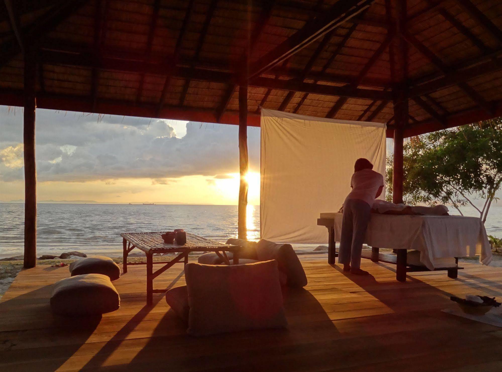 Mango Beach Resort Trat Buitenkant foto